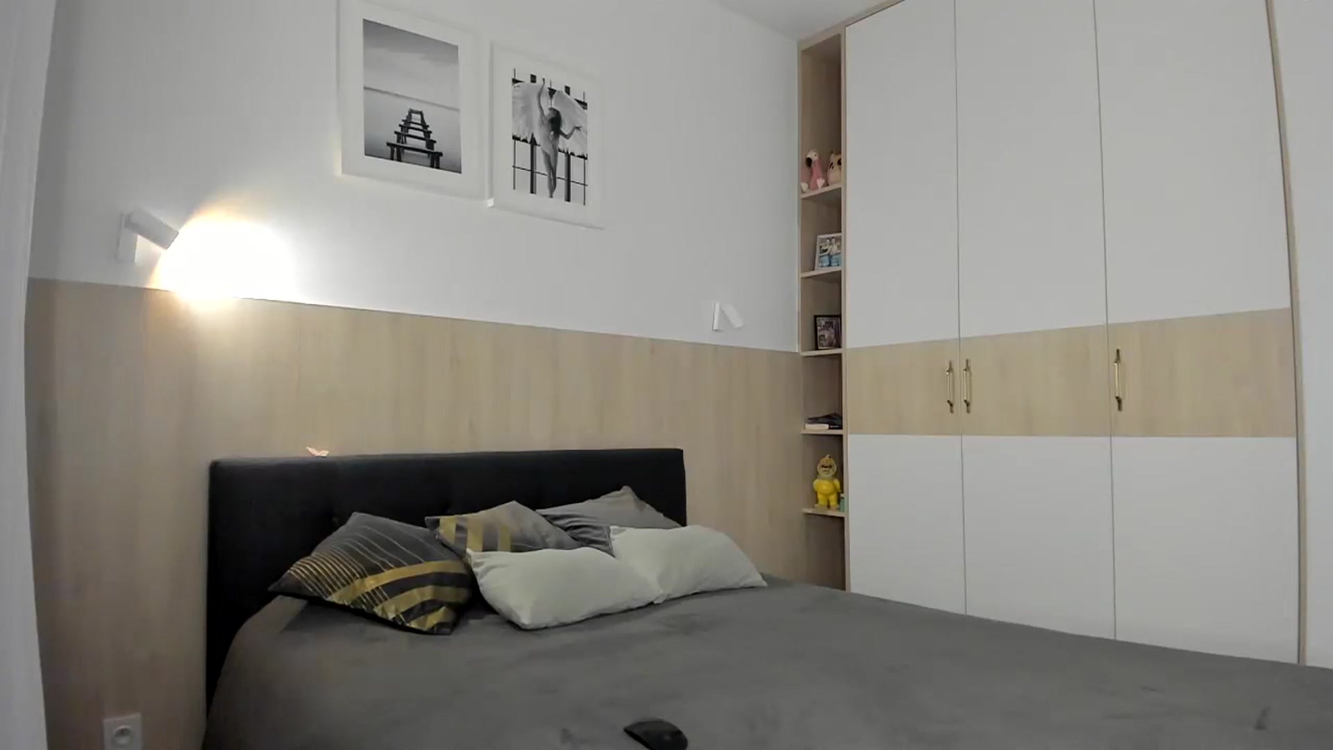 Gallery image thumbnail from EliinaGreen's myfreecams stream on, 03/07/2024, 21:08 image 10 of 20