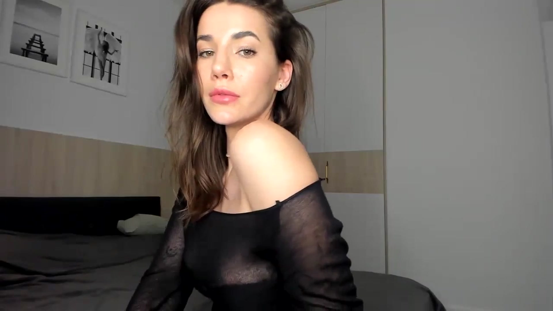 Gallery image thumbnail from EliinaGreen's myfreecams stream on, 03/14/2024, 22:29 image 4 of 20