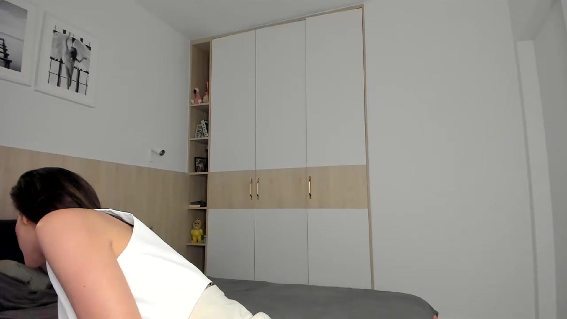 Gallery image thumbnail from EliinaGreen's myfreecams stream on, 03/27/2024, 17:17 image 18 of 20
