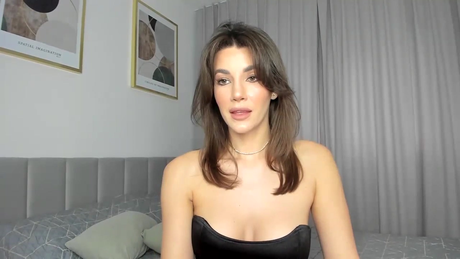 Gallery image thumbnail from EliinaGreen's myfreecams stream on, 04/17/2024, 16:14 image 9 of 20