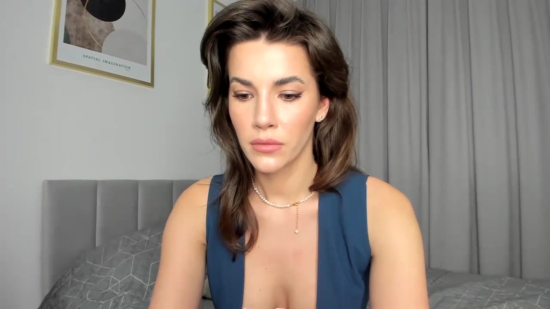 Gallery image thumbnail from EliinaGreen's myfreecams stream on, 04/19/2024, 17:09 image 10 of 20