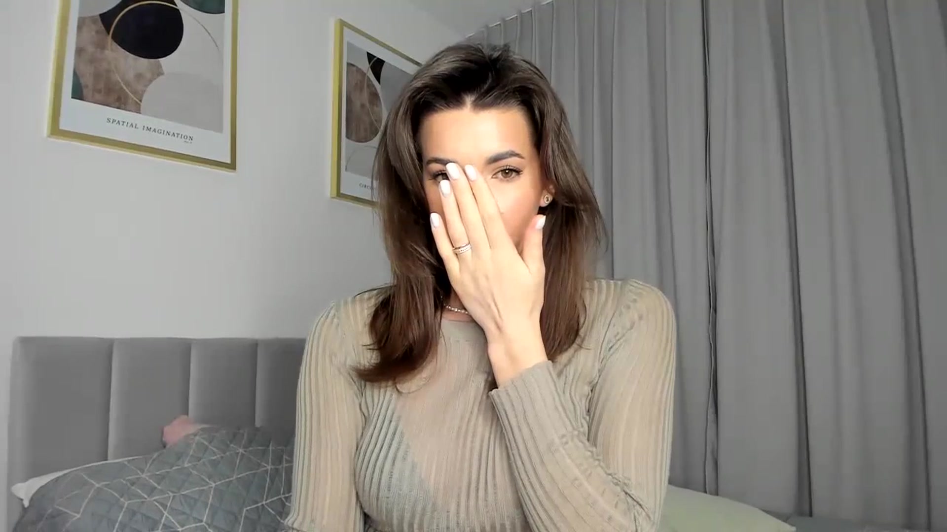 Gallery image thumbnail from EliinaGreen's myfreecams stream on, 04/23/2024, 17:59 image 4 of 20