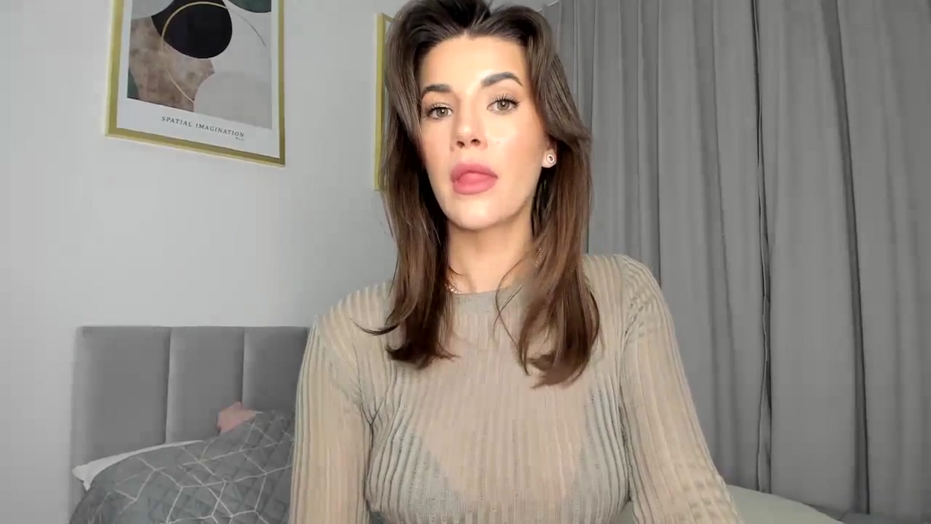 Gallery image thumbnail from EliinaGreen's myfreecams stream on, 04/23/2024, 18:47 image 7 of 20