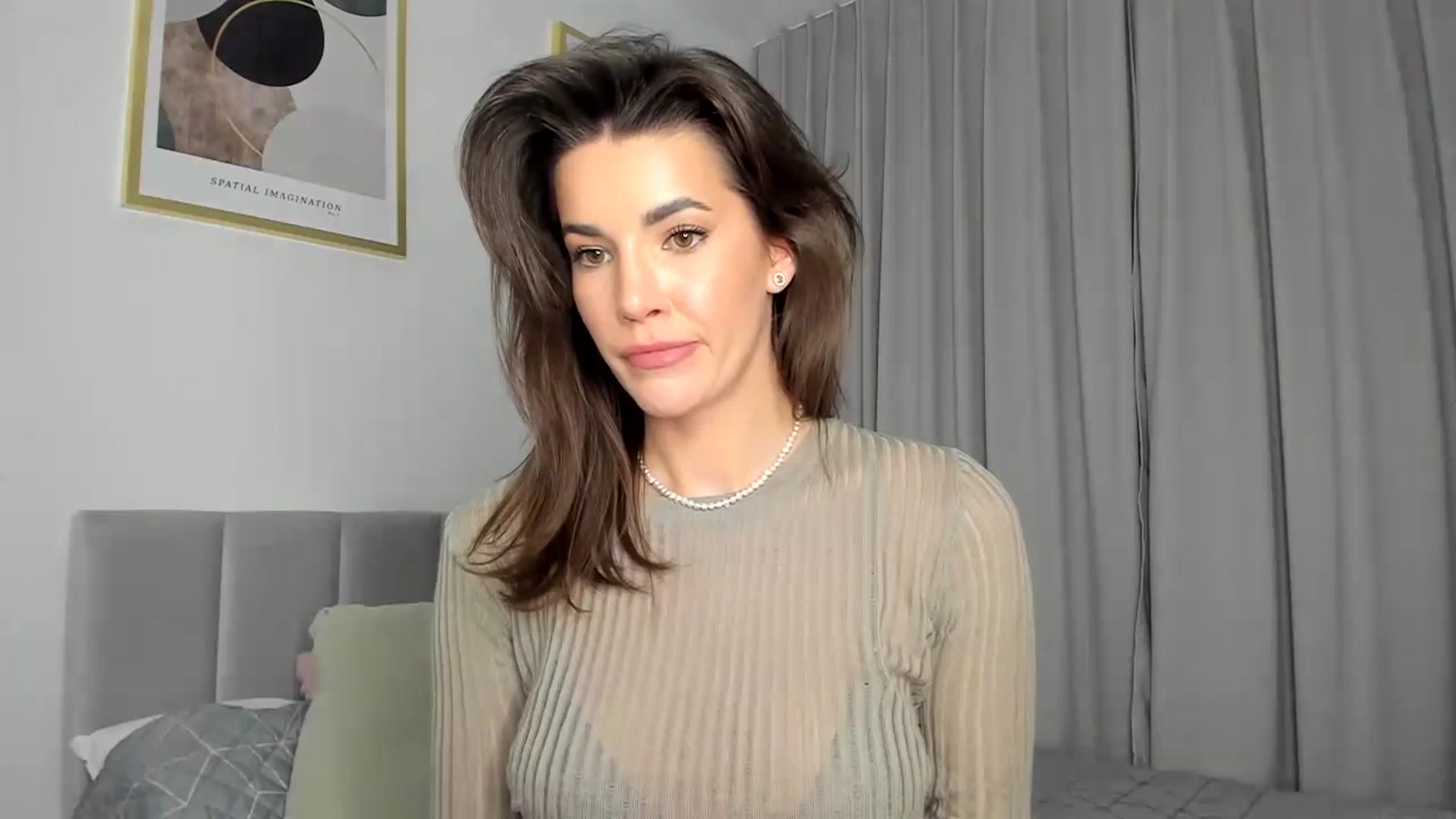 Gallery image thumbnail from EliinaGreen's myfreecams stream on, 04/23/2024, 19:11 image 1 of 20