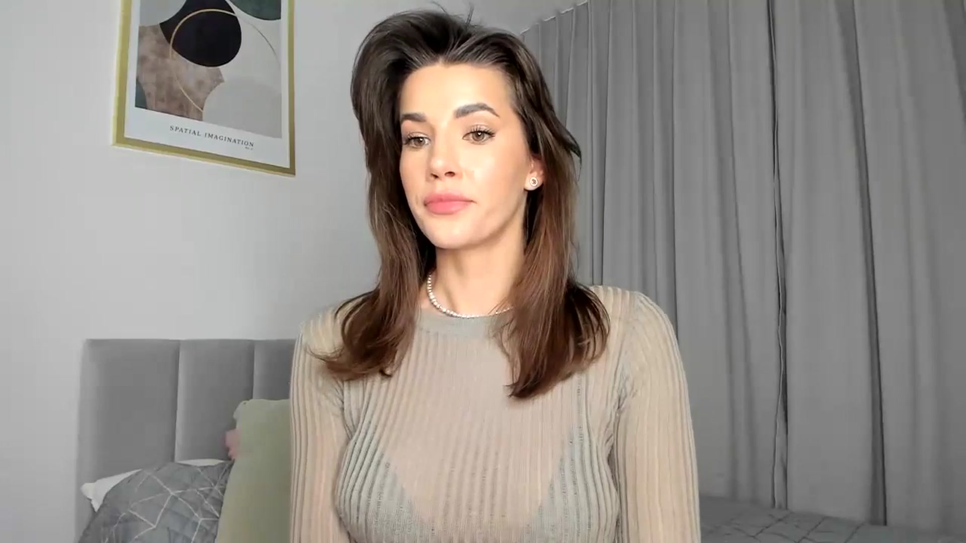 Gallery image thumbnail from EliinaGreen's myfreecams stream on, 04/23/2024, 19:11 image 3 of 20