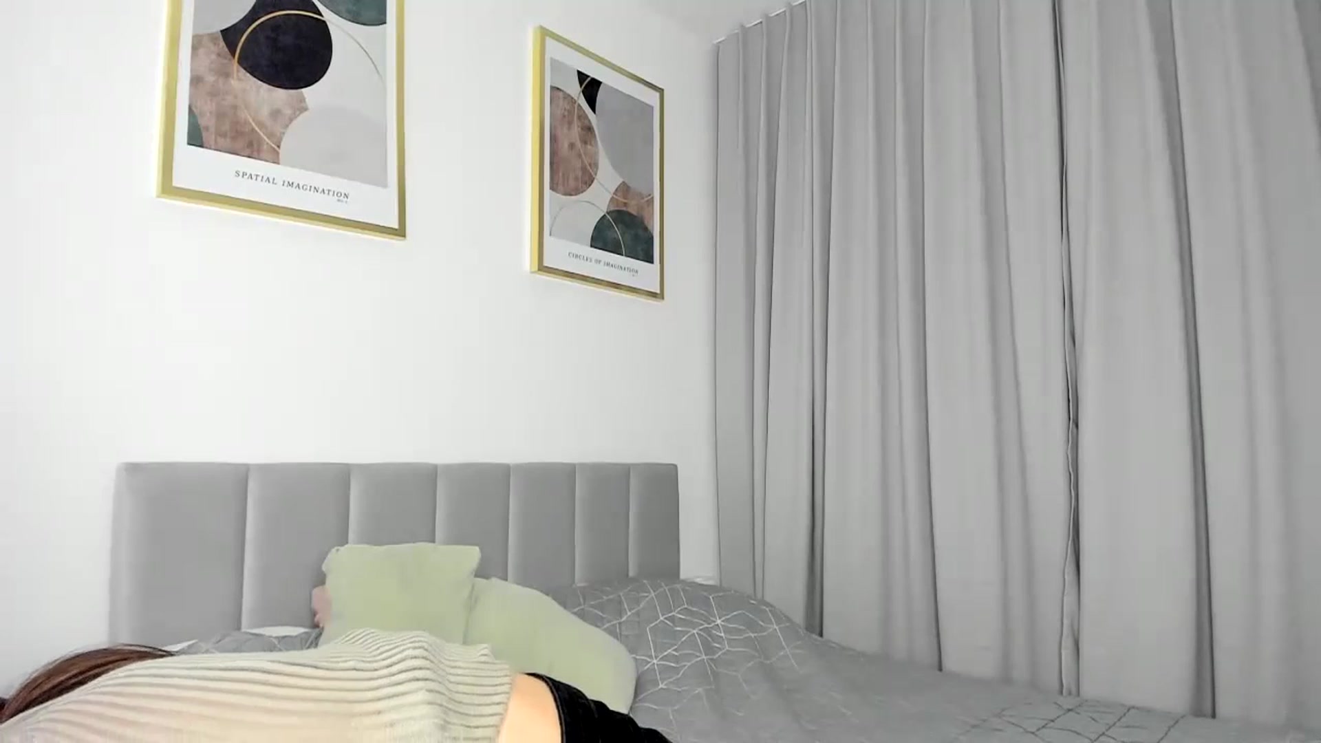 Gallery image thumbnail from EliinaGreen's myfreecams stream on, 04/23/2024, 19:11 image 2 of 20