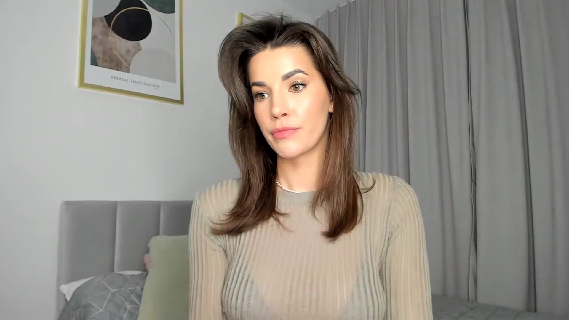 Gallery image thumbnail from EliinaGreen's myfreecams stream on, 04/23/2024, 19:11 image 4 of 20