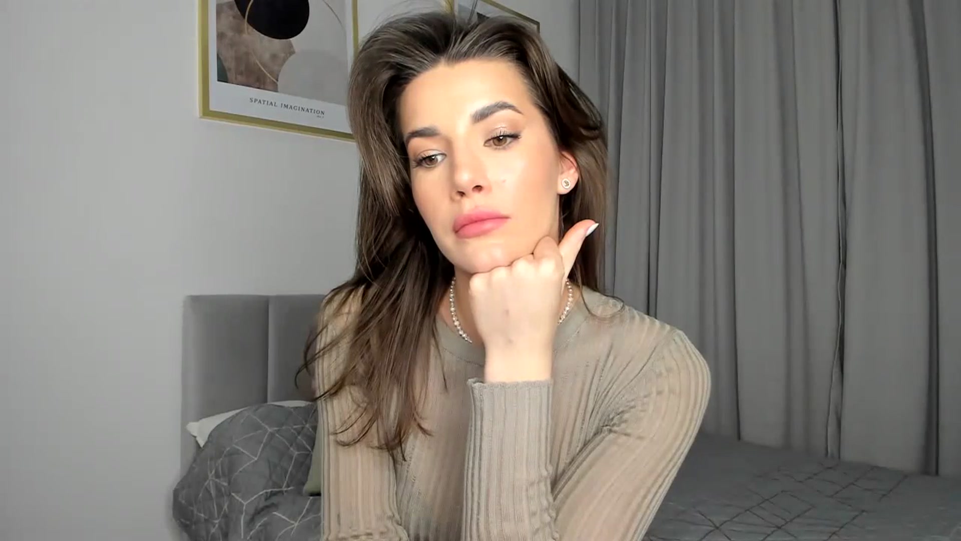 Gallery image thumbnail from EliinaGreen's myfreecams stream on, 04/23/2024, 19:11 image 16 of 20