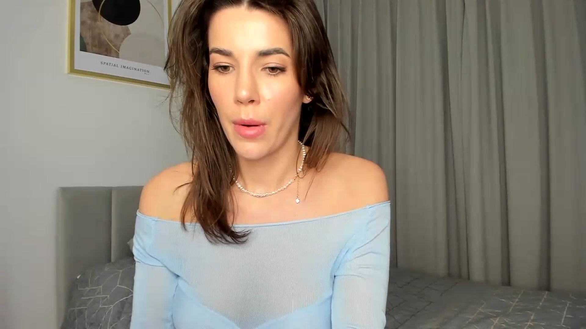 Gallery image thumbnail from EliinaGreen's myfreecams stream on, 04/25/2024, 18:34 image 19 of 20