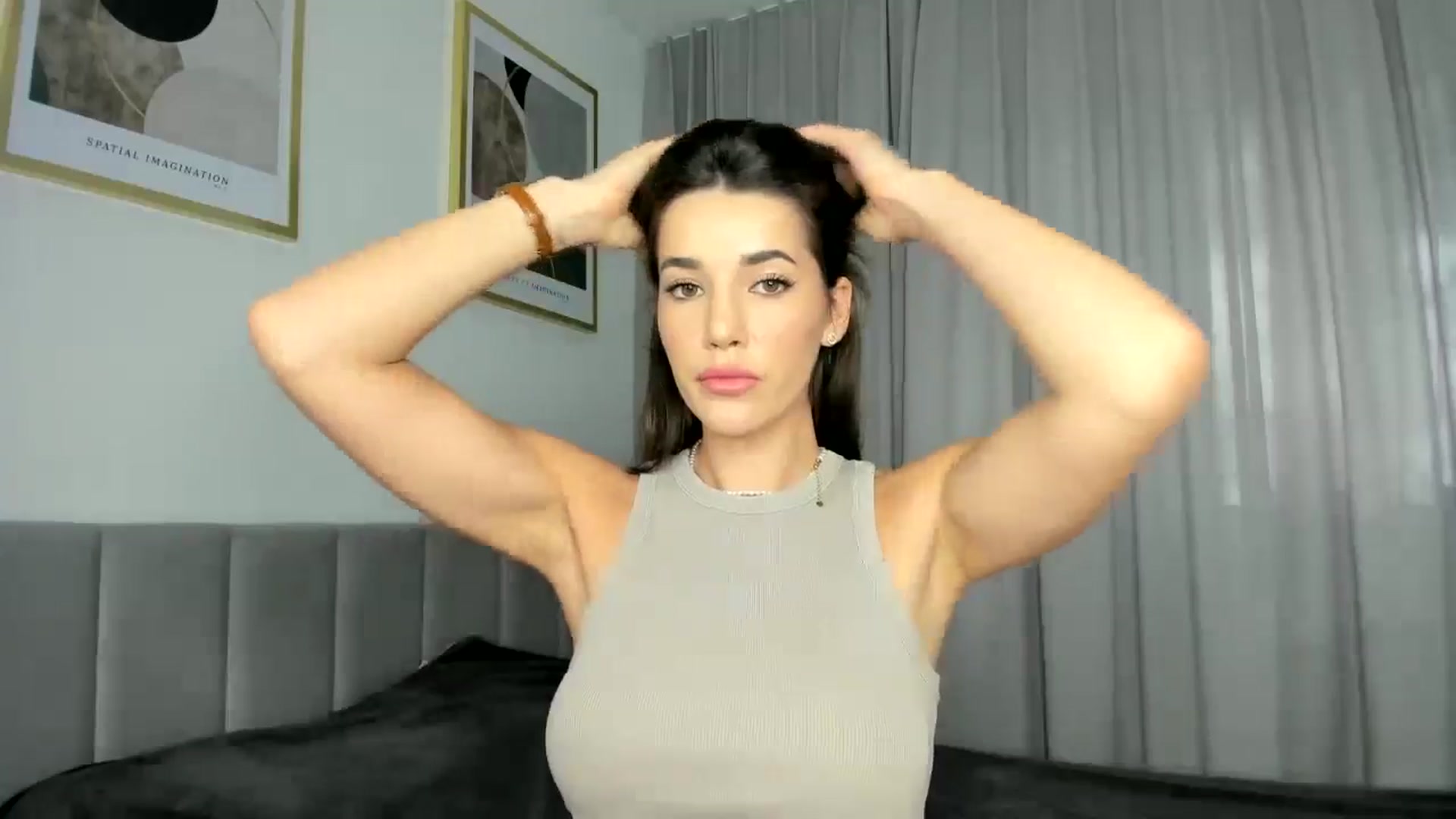 Gallery image thumbnail from EliinaGreen's myfreecams stream on, 05/25/2024, 16:00 image 3 of 20