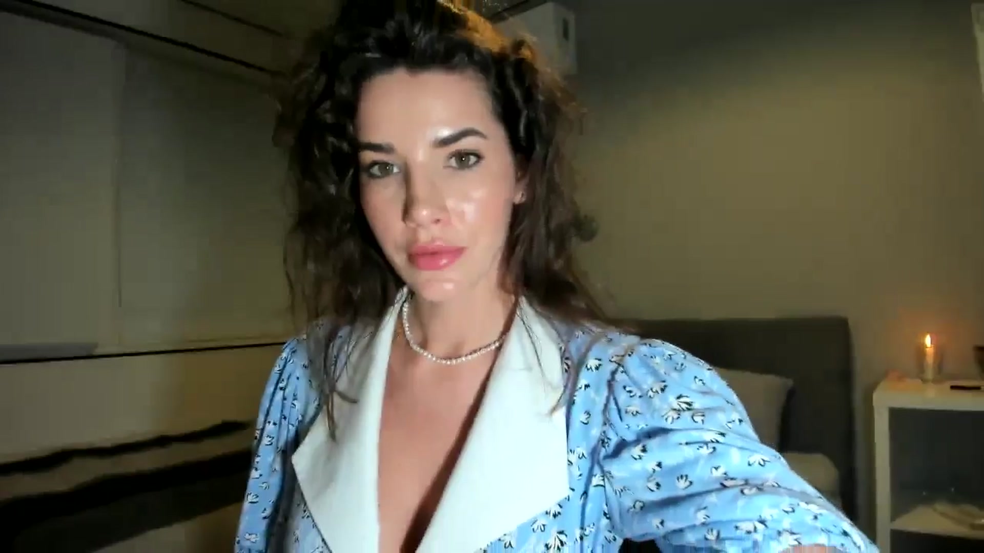 Gallery image thumbnail from EliinaGreen's myfreecams stream on, 06/06/2024, 18:31 image 2 of 20