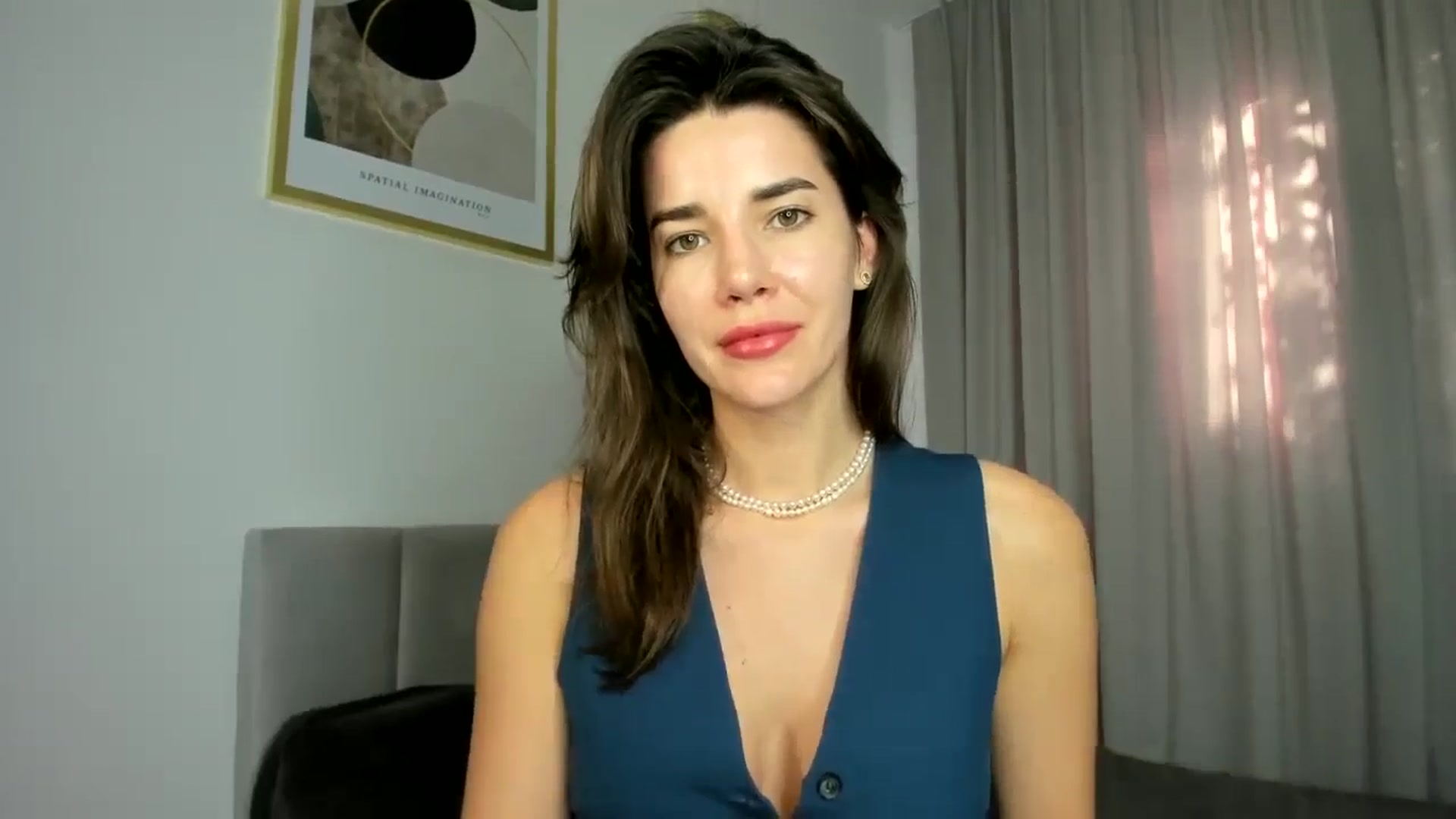 Gallery image thumbnail from EliinaGreen's myfreecams stream on, 06/22/2024, 17:32 image 2 of 20