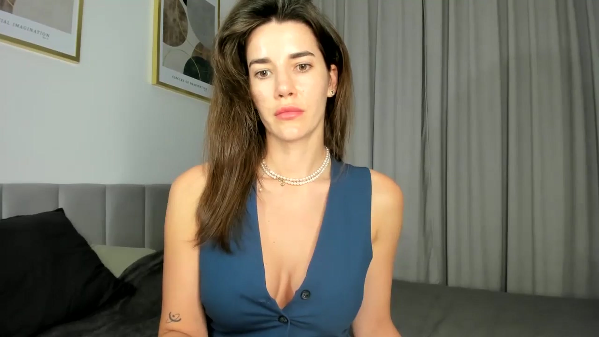 Gallery image thumbnail from EliinaGreen's myfreecams stream on, 07/01/2024, 18:49 image 11 of 20