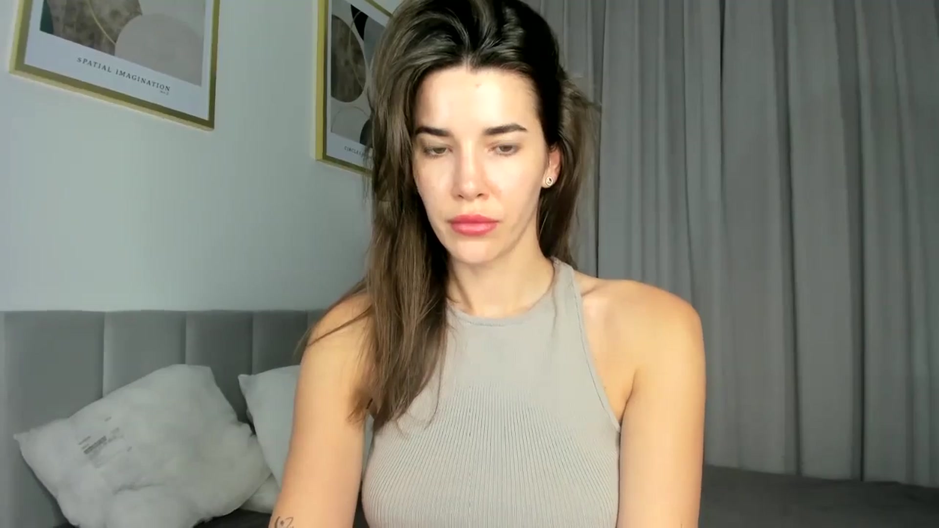 Gallery image thumbnail from EliinaGreen's myfreecams stream on, 07/04/2024, 18:57 image 13 of 20