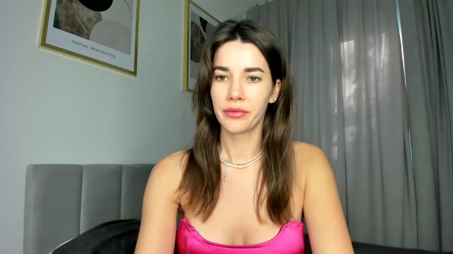 Gallery image thumbnail from EliinaGreen's myfreecams stream on, 07/18/2024, 18:16 image 1 of 20