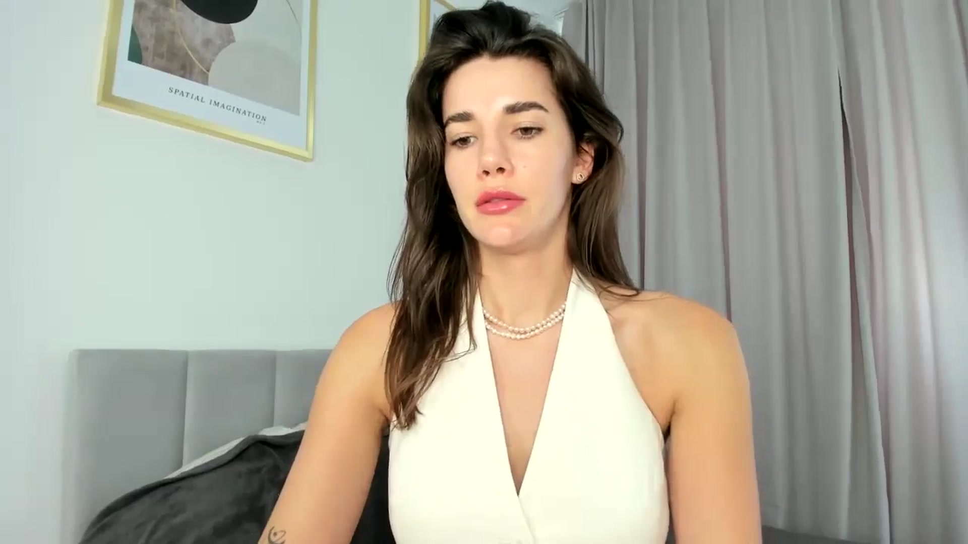 Gallery image thumbnail from EliinaGreen's myfreecams stream on, 07/20/2024, 12:37 image 4 of 20