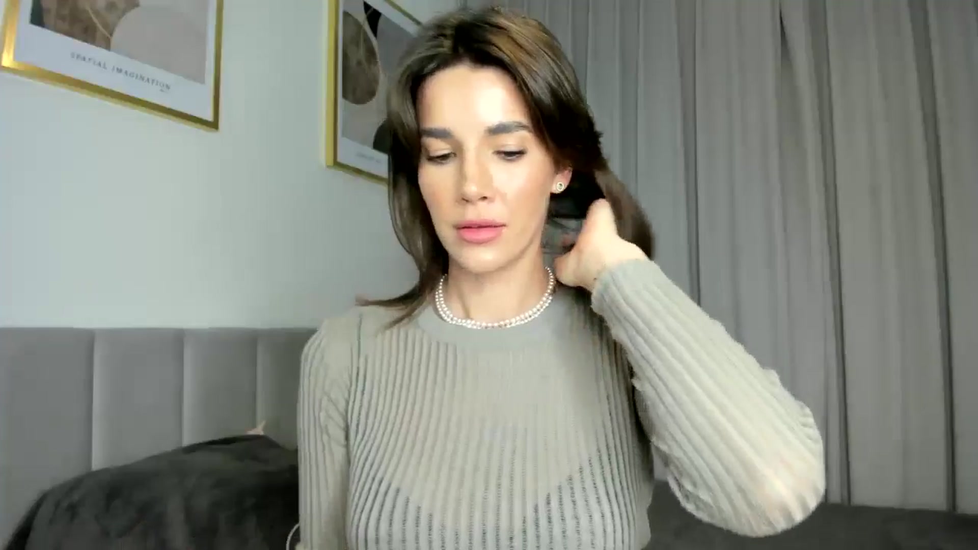 Gallery image thumbnail from EliinaGreen's myfreecams stream on, 07/25/2024, 20:58 image 3 of 20