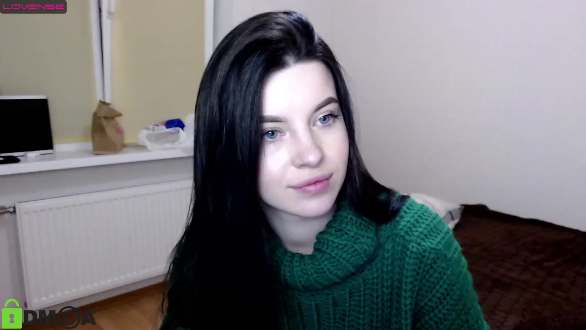 Gallery image thumbnail from Eliiz_Sweet_'s myfreecams stream on, 11/27/2022, 17:17 image 17 of 20