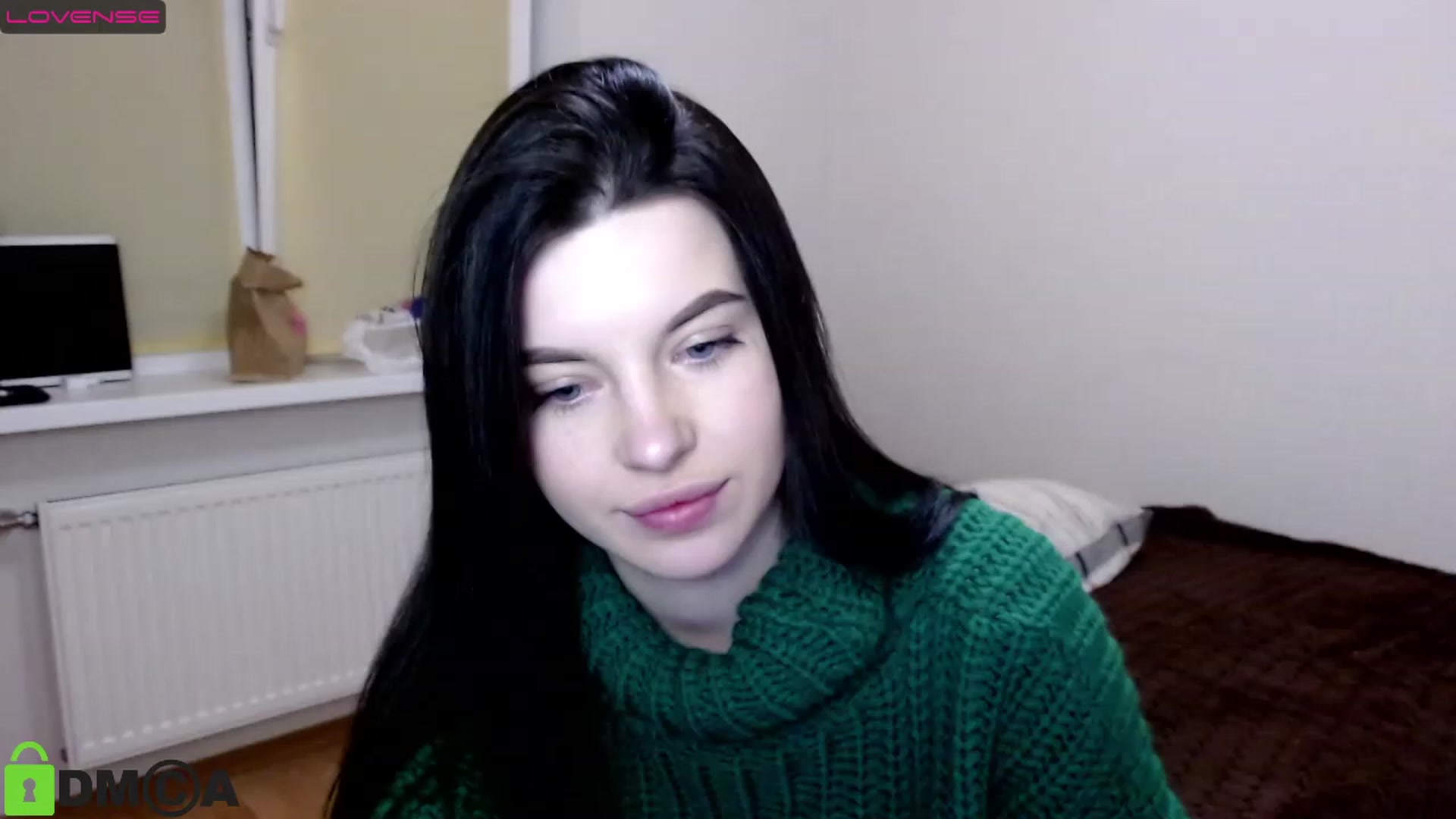 Gallery image thumbnail from Eliiz_Sweet_'s myfreecams stream on, 11/27/2022, 17:17 image 18 of 20