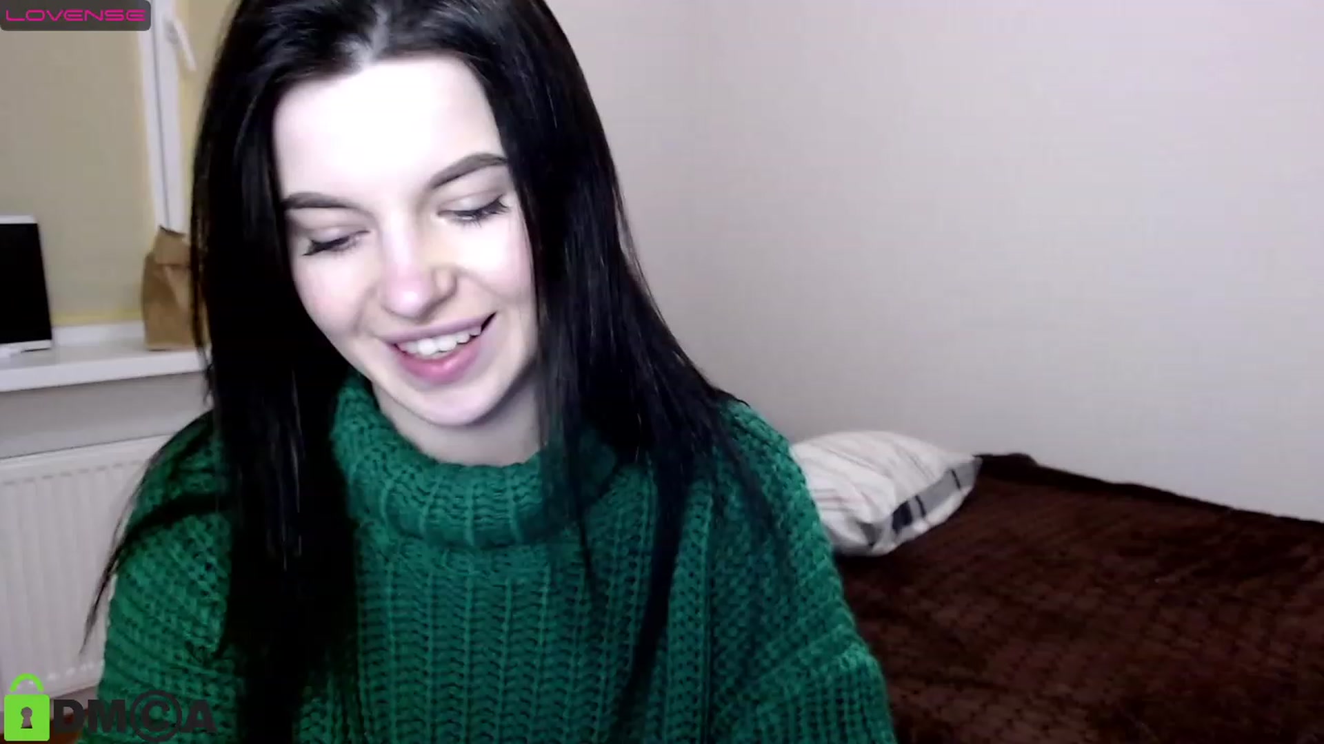 Gallery image thumbnail from Eliiz_Sweet_'s myfreecams stream on, 11/27/2022, 18:35 image 17 of 20