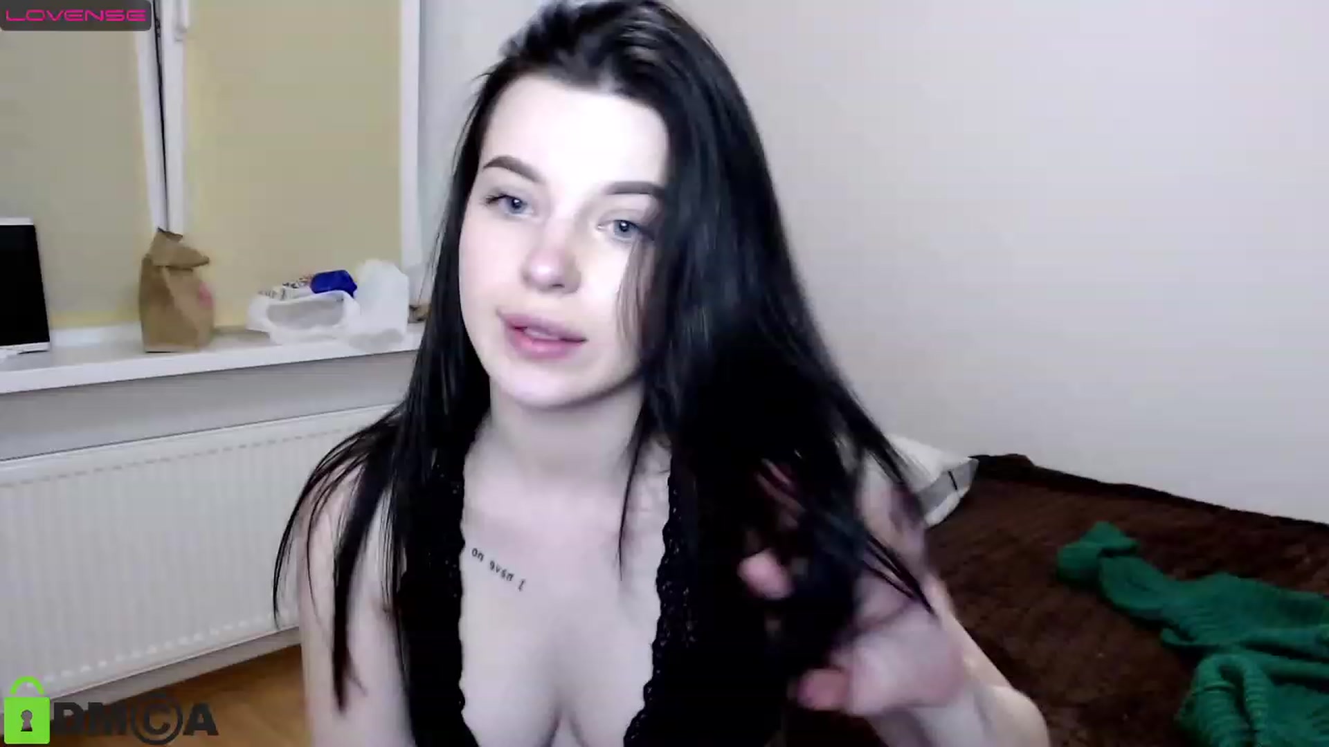 Gallery image thumbnail from Eliiz_Sweet_'s myfreecams stream on, 11/27/2022, 19:39 image 6 of 20