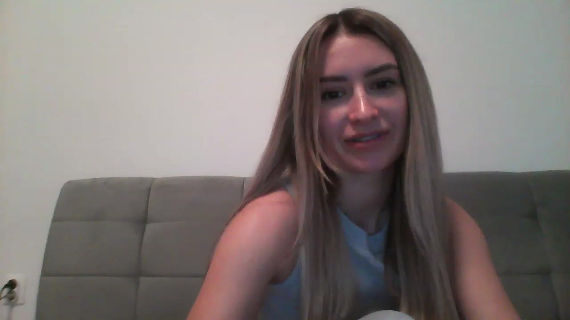 Gallery image thumbnail from Elin39's myfreecams stream on, 04/05/2023, 15:34 image 8 of 20