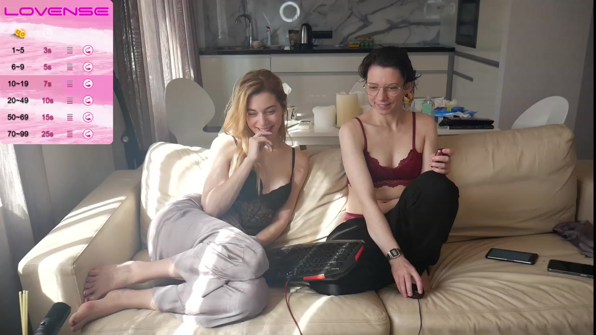 Gallery image thumbnail from Elina_Elli's myfreecams stream on, 03/13/2023, 11:37 image 19 of 20