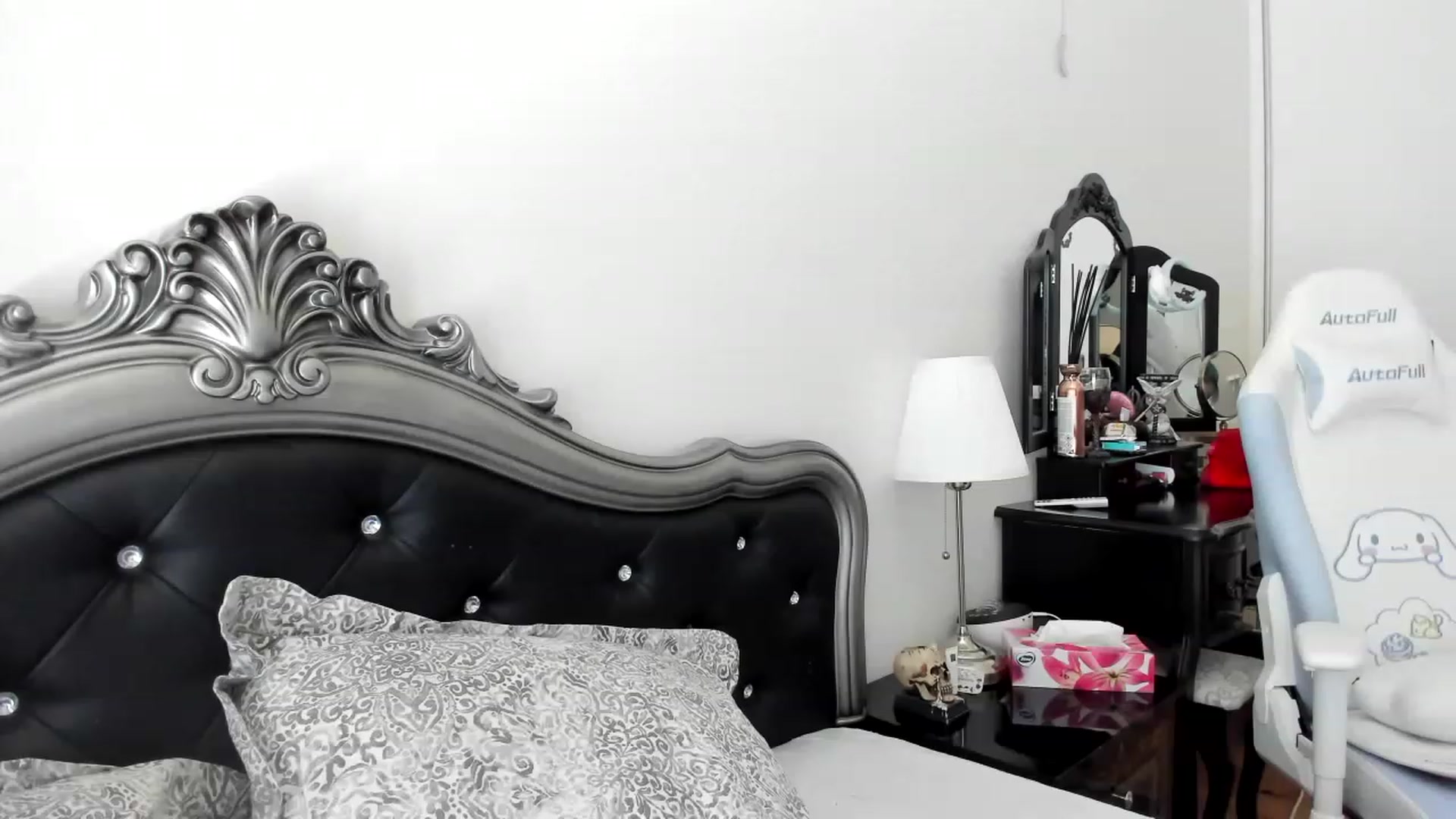 Gallery image thumbnail from Elis_Bathory's myfreecams stream on, 04/12/2023, 11:58 image 9 of 20