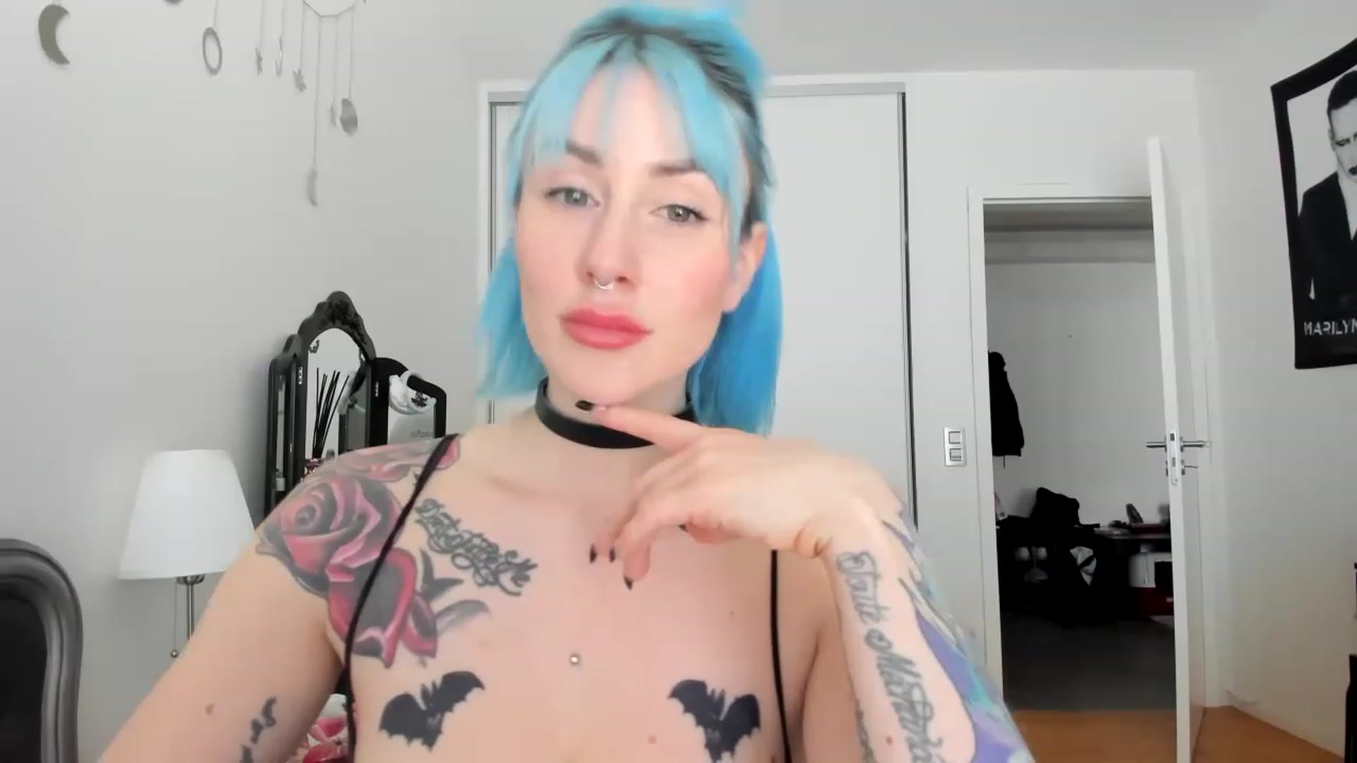 Gallery image thumbnail from Elis_Bathory's myfreecams stream on, 04/12/2023, 11:58 image 19 of 20