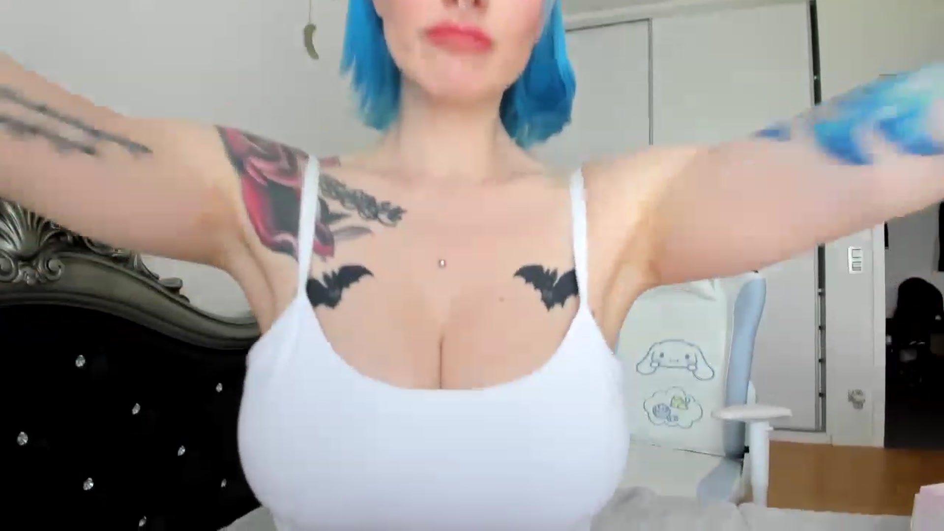 Gallery image thumbnail from Elis_Bathory's myfreecams stream on, 05/15/2023, 12:51 image 13 of 20