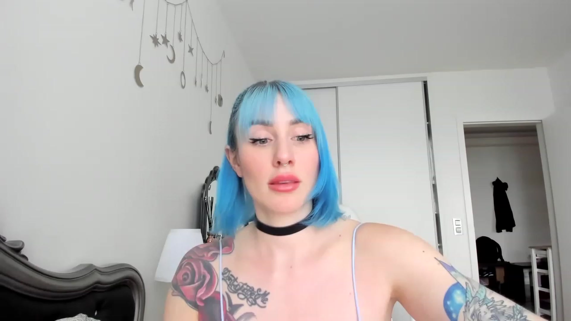 Gallery image thumbnail from Elis_Bathory's myfreecams stream on, 05/15/2023, 15:35 image 4 of 20