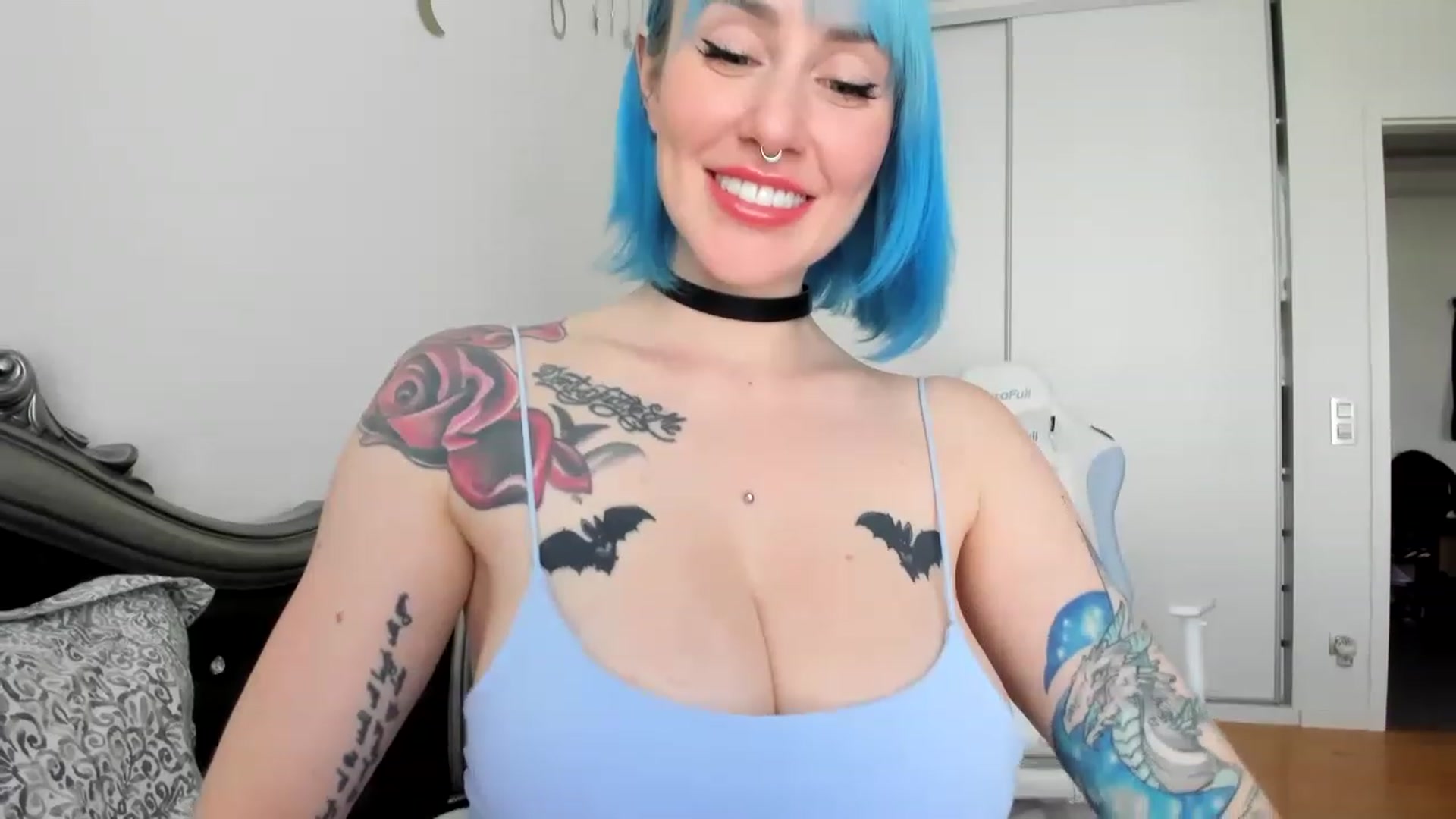 Gallery image thumbnail from Elis_Bathory's myfreecams stream on, 05/15/2023, 15:35 image 19 of 20