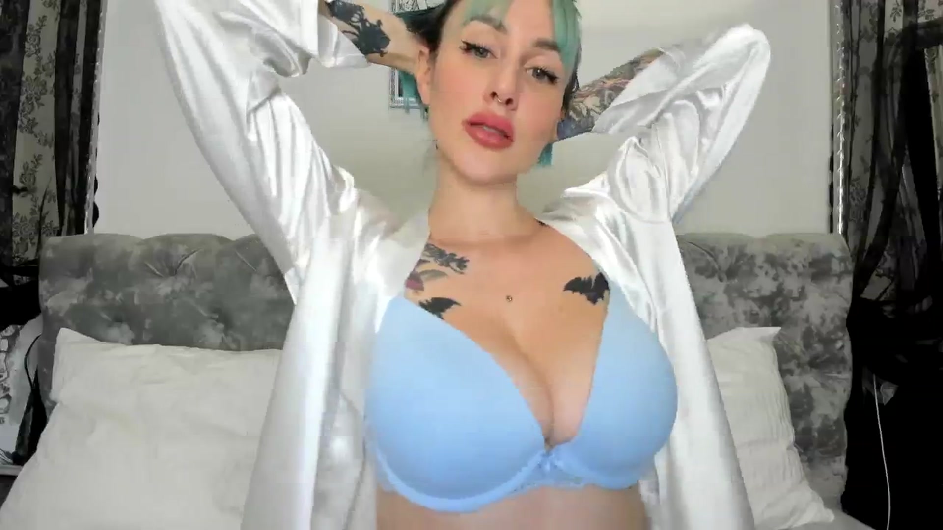 Gallery image thumbnail from Elis_Bathory's myfreecams stream on, 11/10/2023, 12:09 image 3 of 20