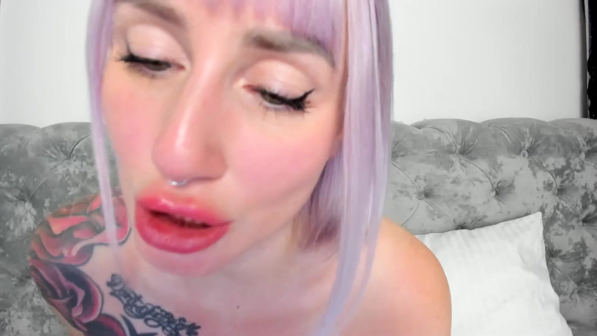 Gallery image thumbnail from Elis_Bathory's myfreecams stream on, 07/03/2024, 03:34 image 6 of 20