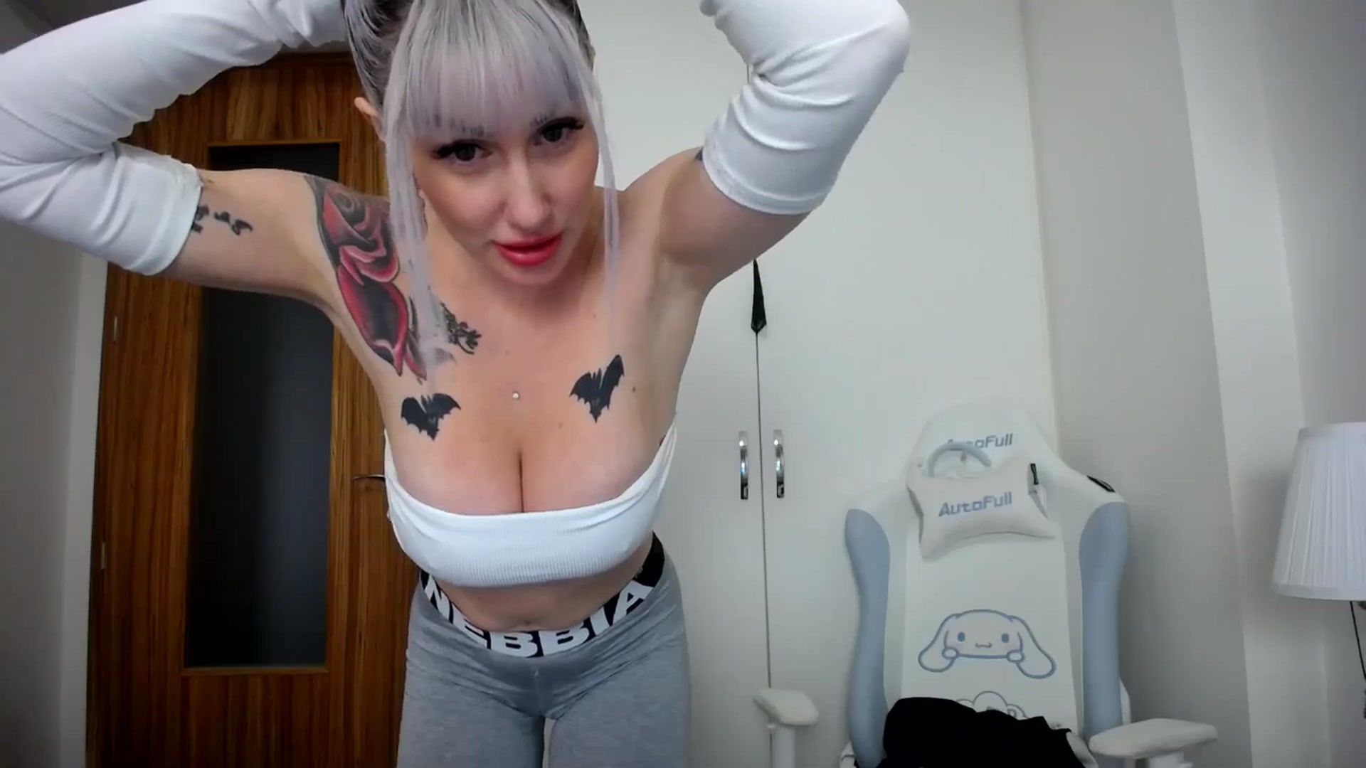 Gallery image thumbnail from Elis_Bathory's myfreecams stream on, 10/01/2024, 09:17 image 3 of 20