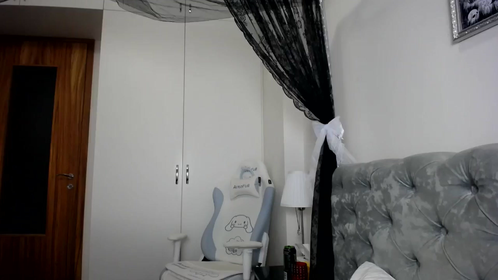 Gallery image thumbnail from Elis_Bathory's myfreecams stream on, 12/18/2024, 14:47 image 19 of 20