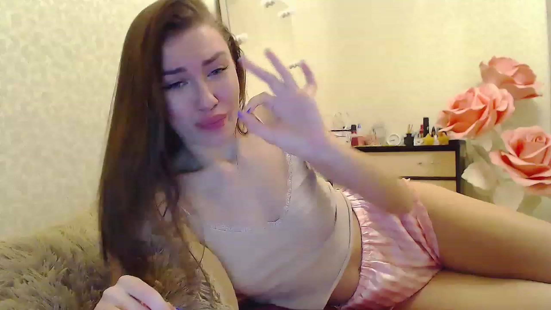 Gallery image thumbnail from EliseFoxx's myfreecams stream on, 11/23/2022, 07:16 image 18 of 20
