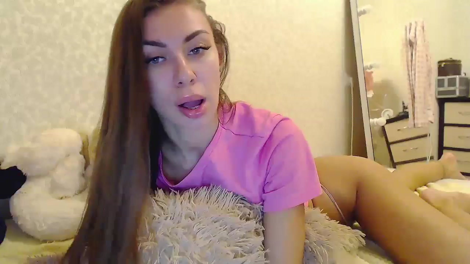 Gallery image thumbnail from EliseFoxx's myfreecams stream on, 09/28/2023, 13:33 image 9 of 20