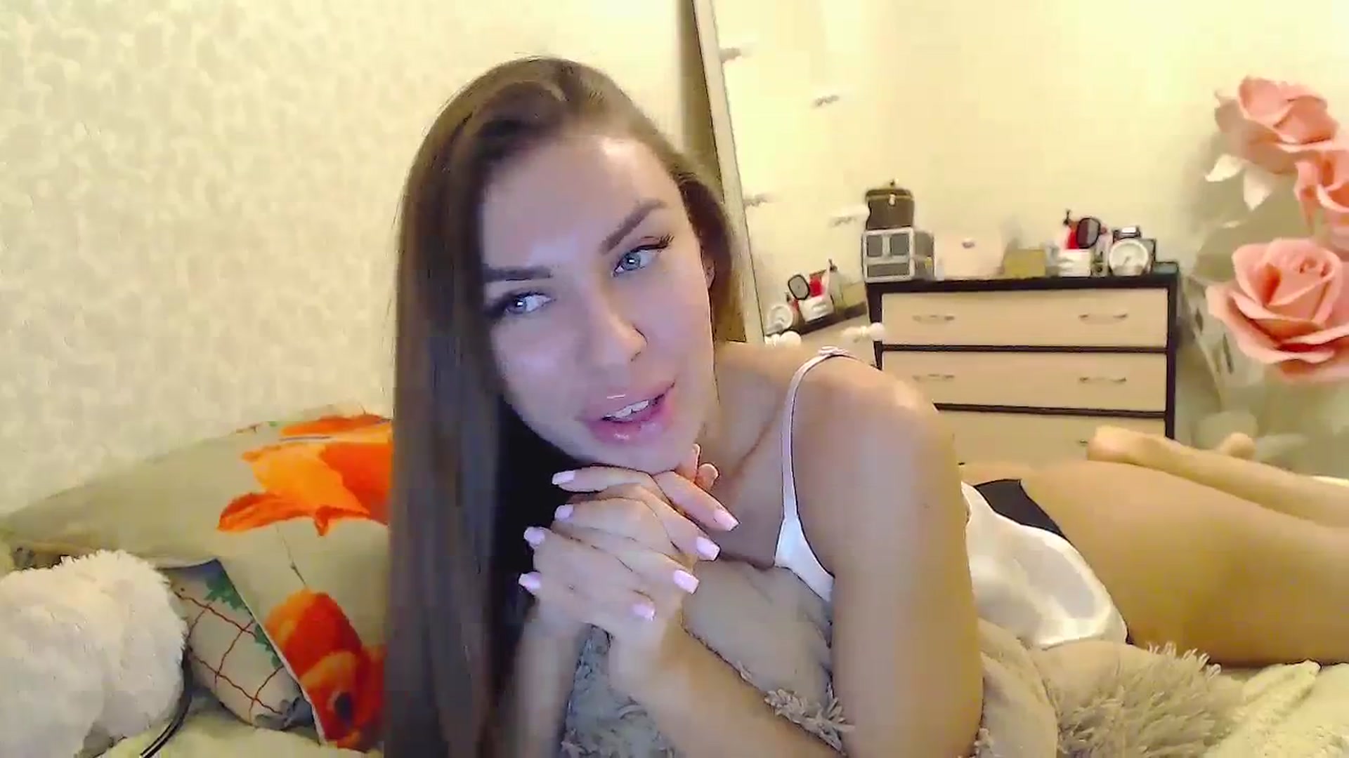 Gallery image thumbnail from EliseFoxx's myfreecams stream on, 11/23/2023, 14:30 image 9 of 20