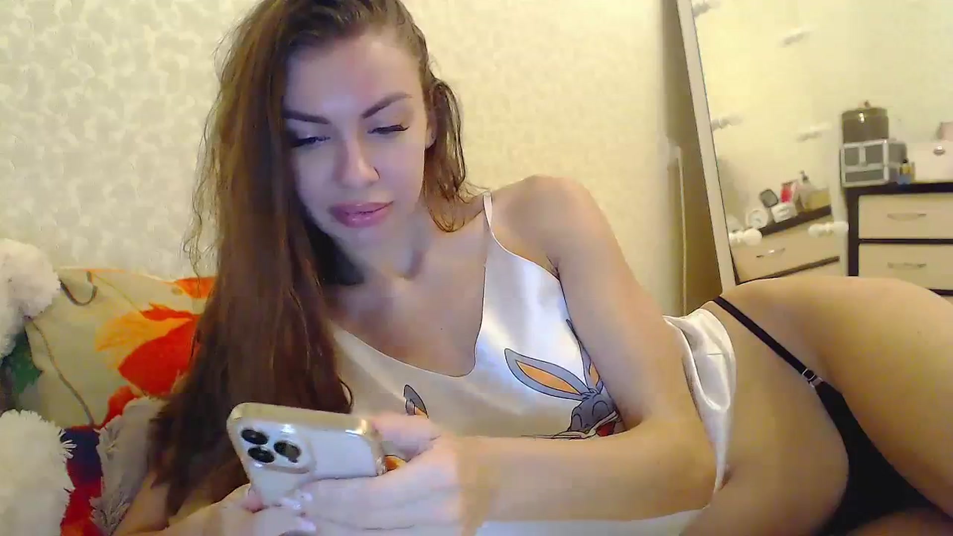 Gallery image thumbnail from EliseFoxx's myfreecams stream on, 12/25/2023, 17:14 image 6 of 20