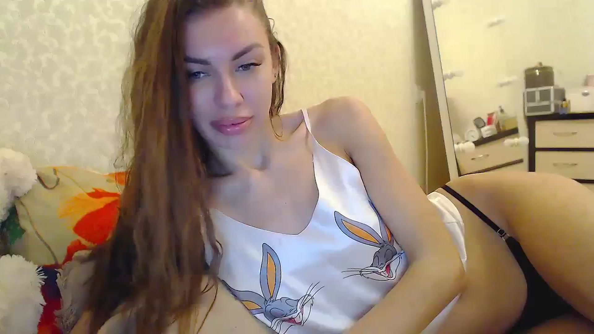 Gallery image thumbnail from EliseFoxx's myfreecams stream on, 12/25/2023, 17:14 image 7 of 20