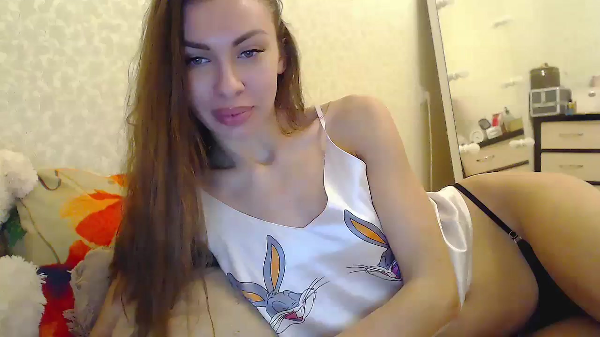 Gallery image thumbnail from EliseFoxx's myfreecams stream on, 12/25/2023, 17:14 image 1 of 20