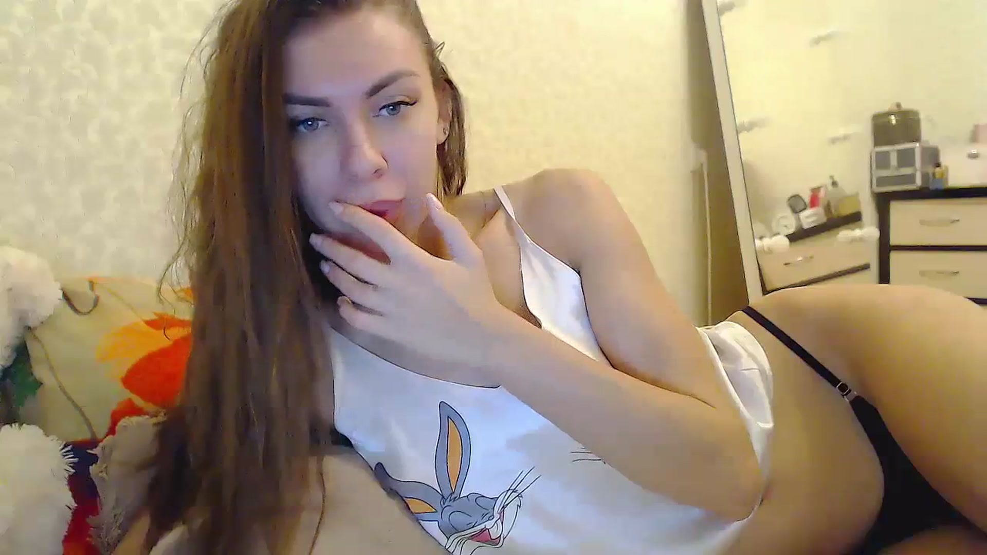Gallery image thumbnail from EliseFoxx's myfreecams stream on, 12/25/2023, 17:14 image 13 of 20