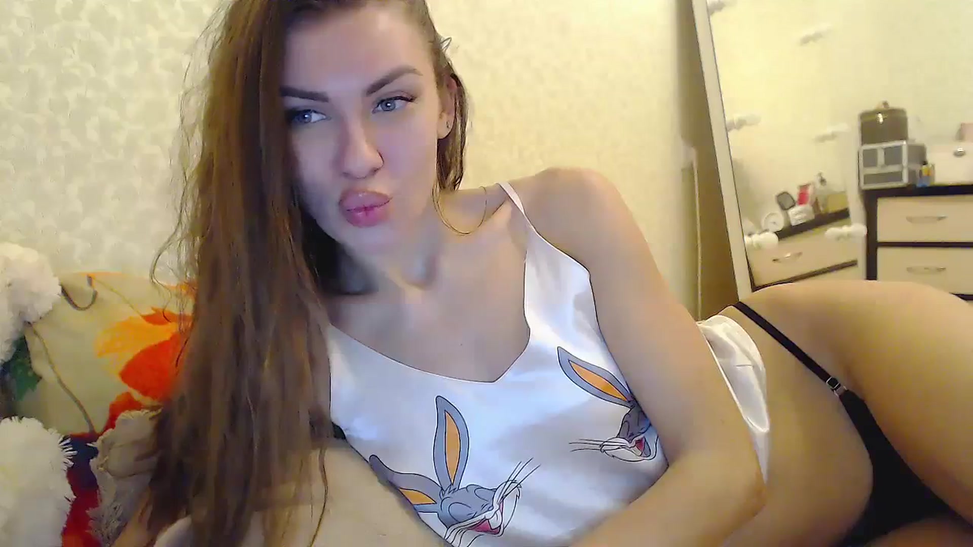 Gallery image thumbnail from EliseFoxx's myfreecams stream on, 12/25/2023, 17:14 image 10 of 20