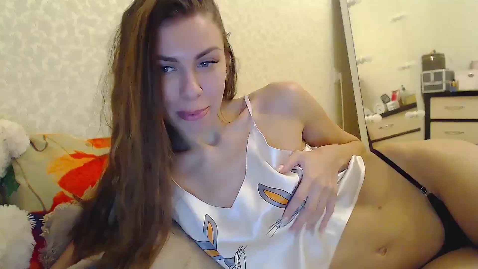 Gallery image thumbnail from EliseFoxx's myfreecams stream on, 12/25/2023, 17:14 image 20 of 20