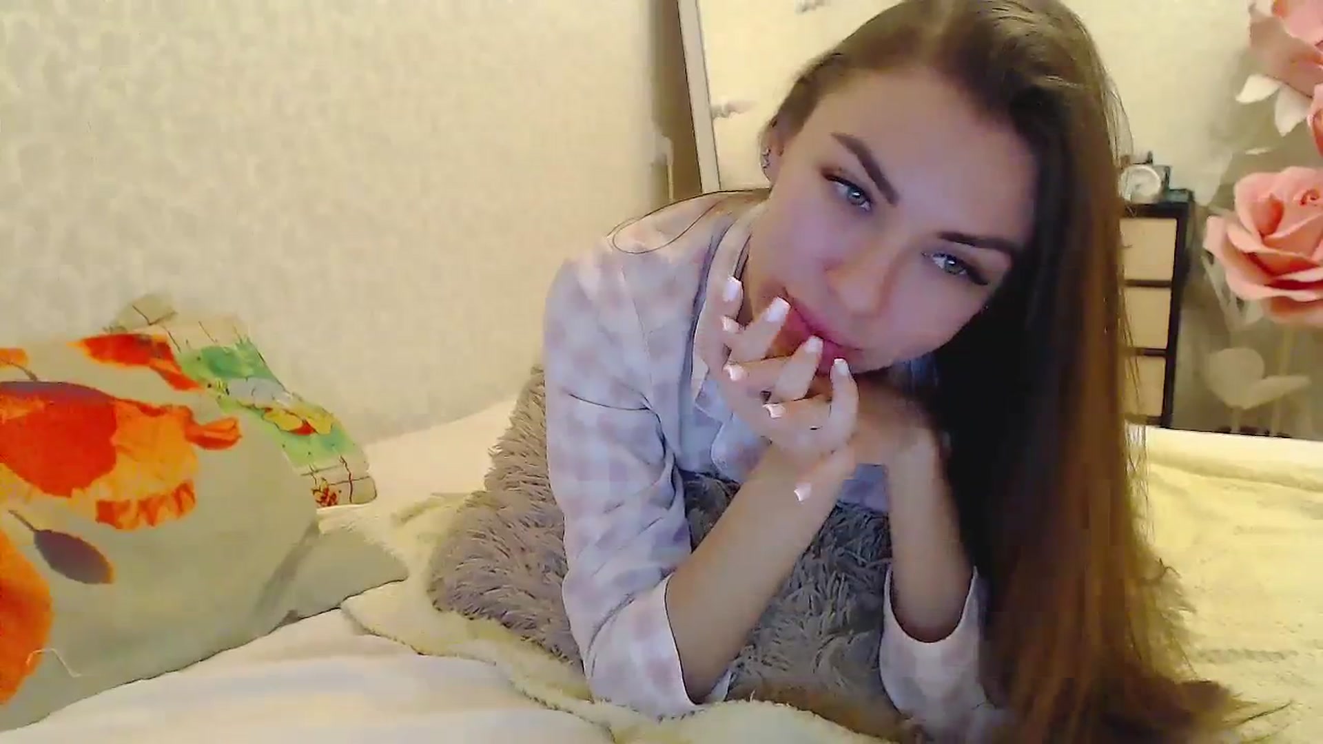 Gallery image thumbnail from EliseFoxx's myfreecams stream on, 12/30/2023, 02:53 image 12 of 20