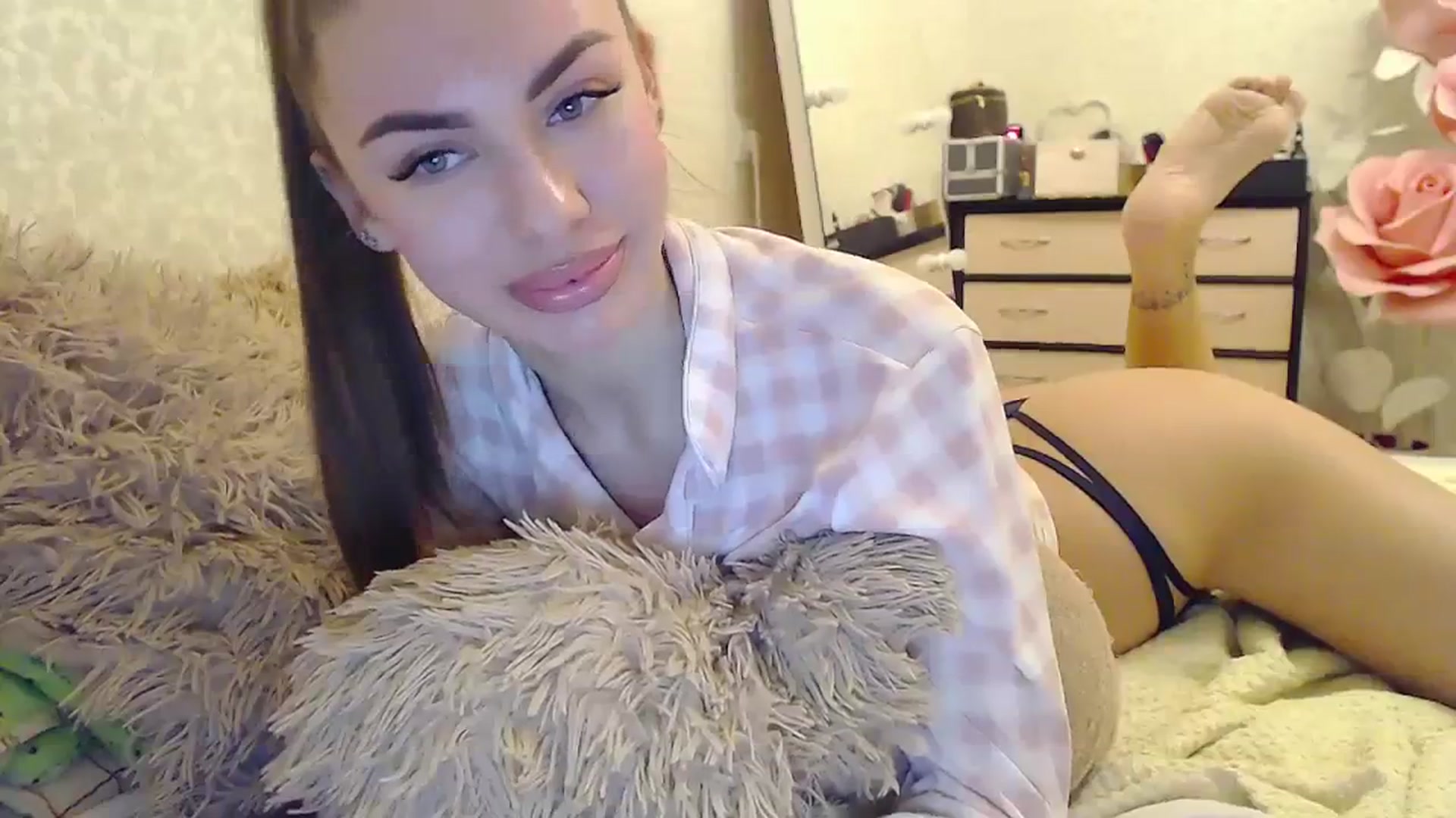 Gallery image thumbnail from EliseFoxx's myfreecams stream on, 02/12/2024, 13:26 image 9 of 20