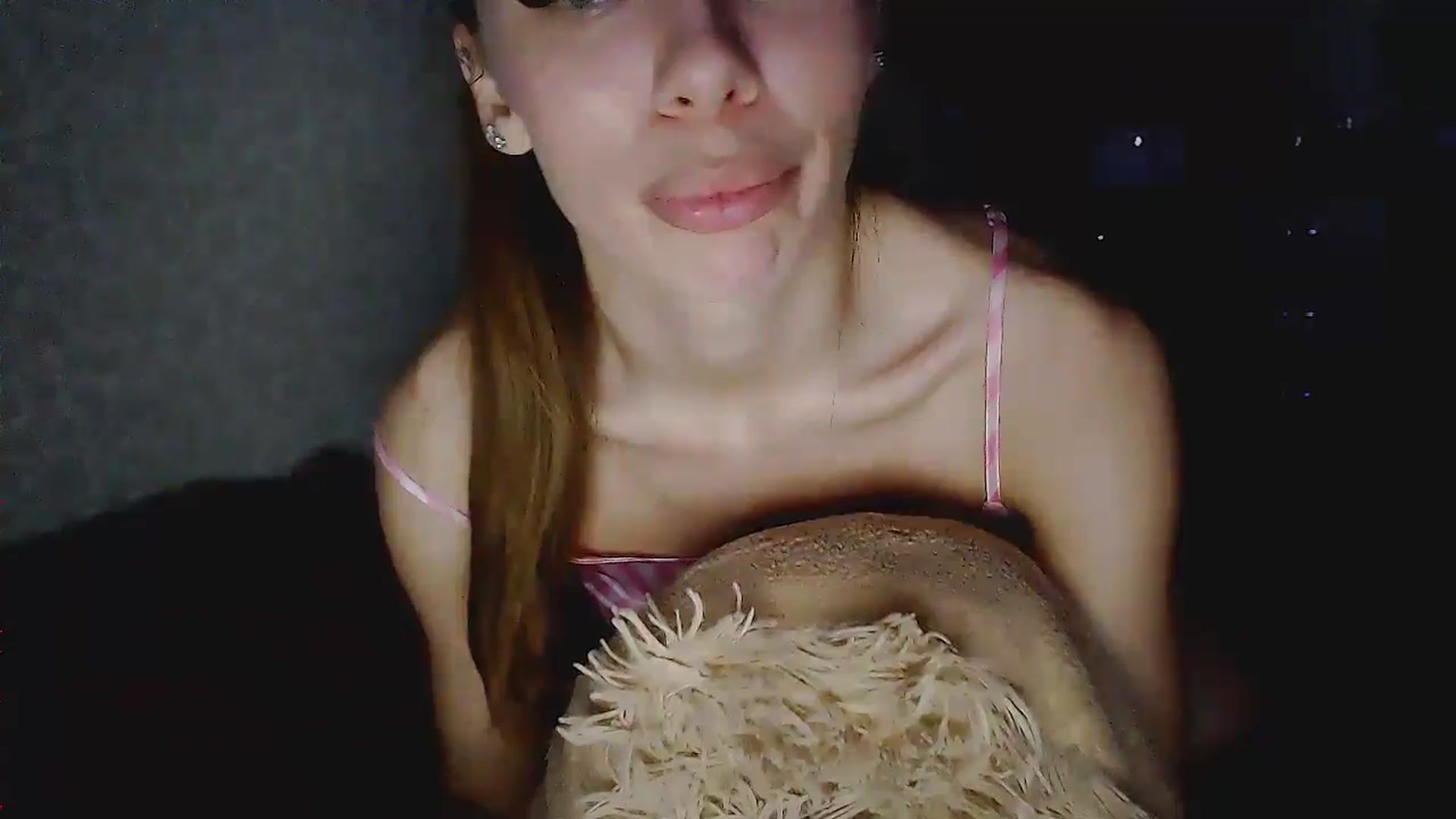 Gallery image thumbnail from EliseFoxx's myfreecams stream on, 05/02/2024, 15:40 image 13 of 20