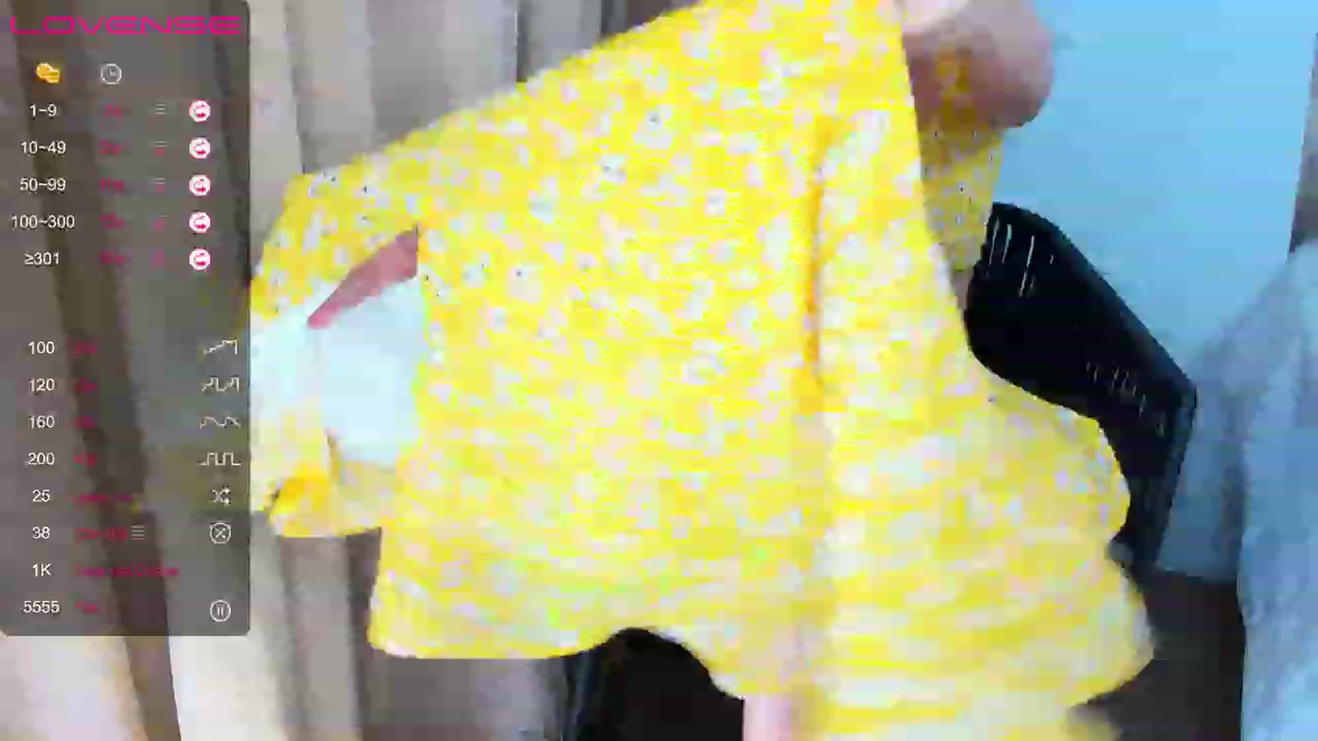Gallery image thumbnail from Elise_wood's myfreecams stream on, 08/05/2023, 14:32 image 5 of 20