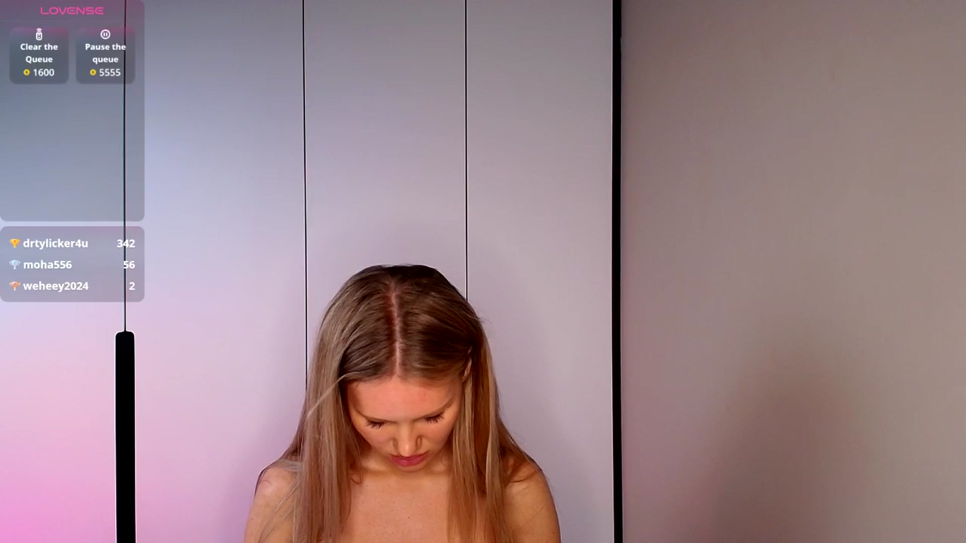 Gallery image thumbnail from Elise_wood's myfreecams stream on, 04/21/2026, 06:12 image 17 of 20